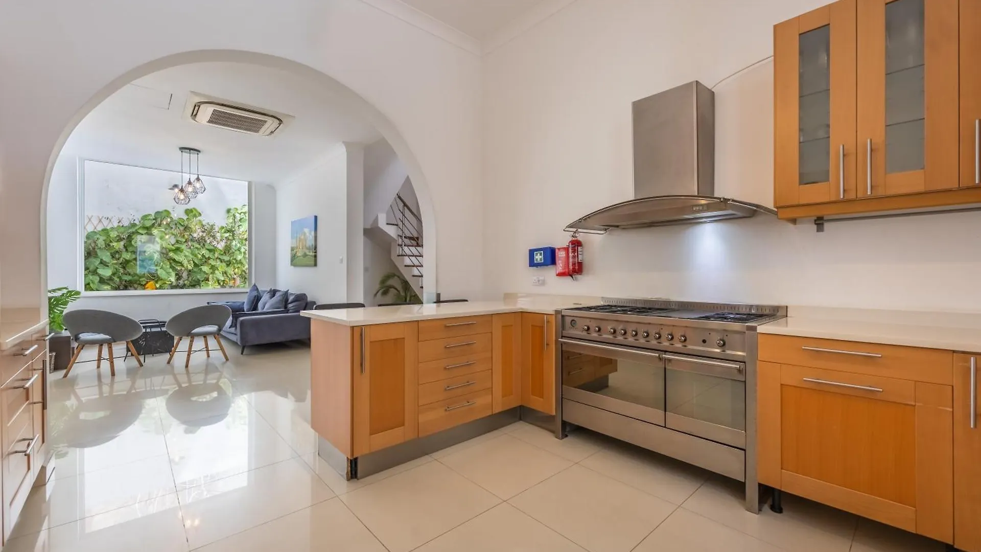 Tatil Evi Hard To Come By - Modern & Huge House In Sliema