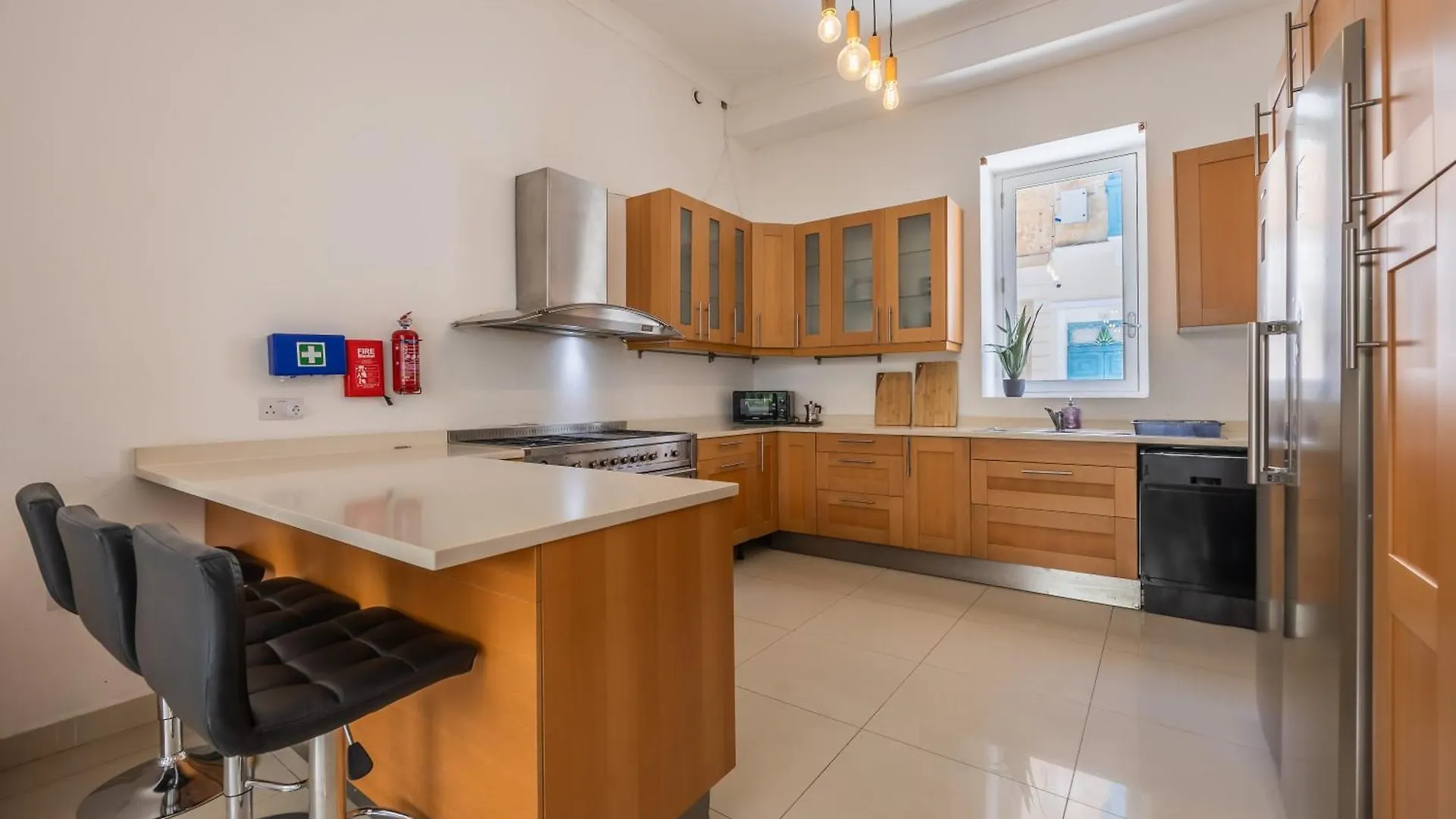 Hard To Come By - Modern & Huge House In Sliema